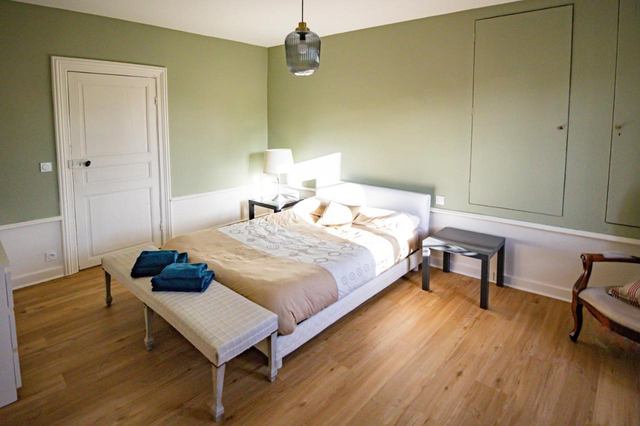 Chambres D'Hote Le Cedre Lezoux Экстерьер фото